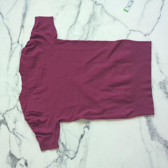 ✨2 for $25 SMARTSET short sleeve sweater | size S - Picture 6 of 6